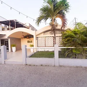 https://junaboutique.cartagena-hotels.org